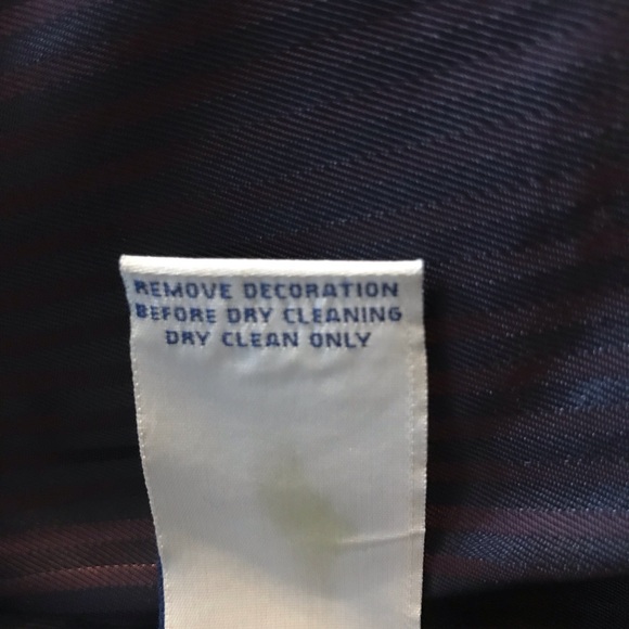 Old Navy Fabulous Velvet Blazer - Picture 10 of 13